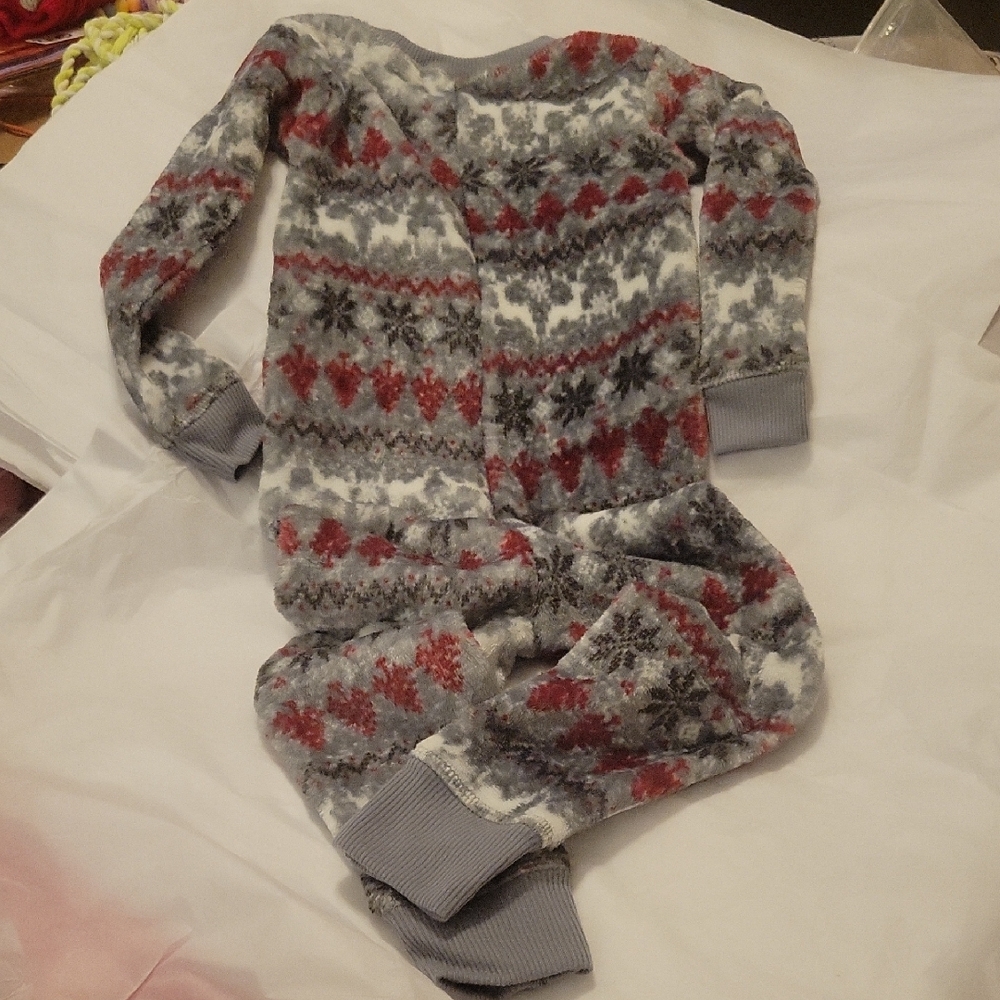 Gray and Red Patterned Footie - Picture 2 of 2